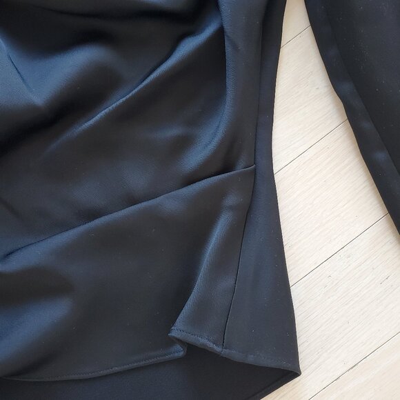 Jonathan SIMKHAI ! Symone Long Sleeve Cowl Top (US/2) - Picture 9 of 16